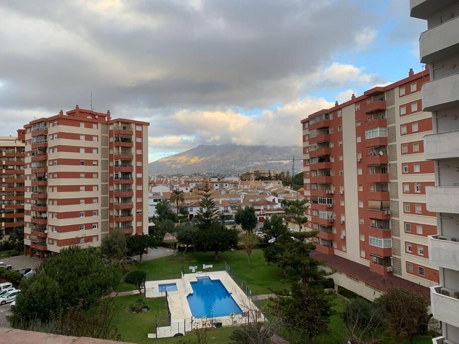 Con Encanto Y Piscina Apartament *